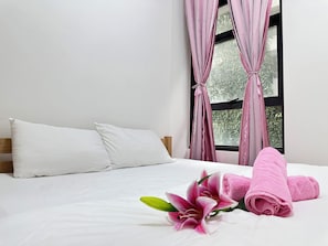 3 bedrooms, iron/ironing board, WiFi