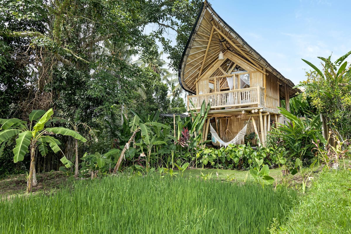Bamboo Lodge Non-Pool Access | Bâtiment design