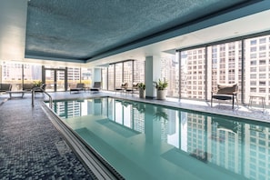 Piscine couverte
