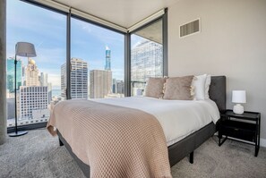 2 chambres, fer et planche à repasser, Wi-Fi, draps fournis