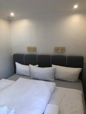 1 chambre, Wi-Fi gratuit, draps fournis