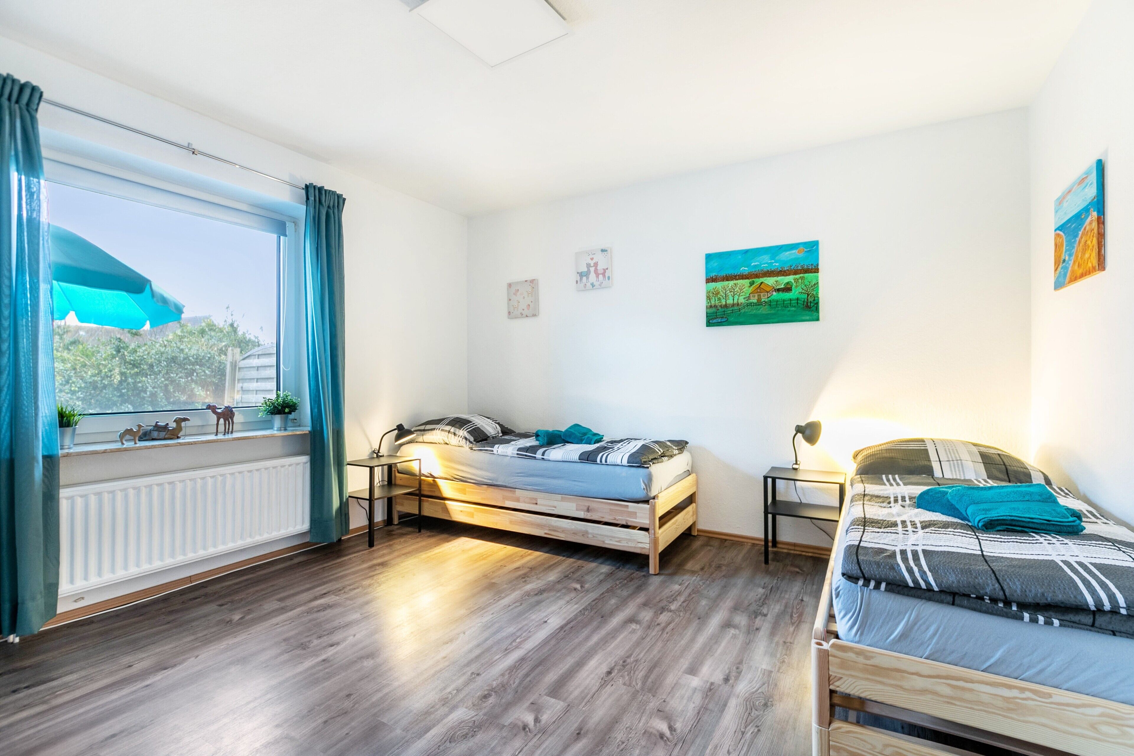 2 chambres, fer et planche à repasser, Wi-Fi gratuit, draps fournis