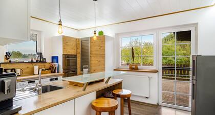 Ferienhaus 'Hillebrand' mit privater Terrasse, privatem Garten und Wi-Fi