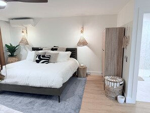 1 bedroom, travel cot, WiFi, bed sheets