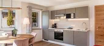 Holiday Apartment 'Tirolee Marchegg - Bienenwiese' with Mountain View, Shared Terrace and Wi-Fi