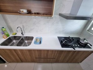 Microwave, stovetop