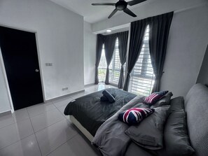 2 bedrooms, WiFi, bed sheets