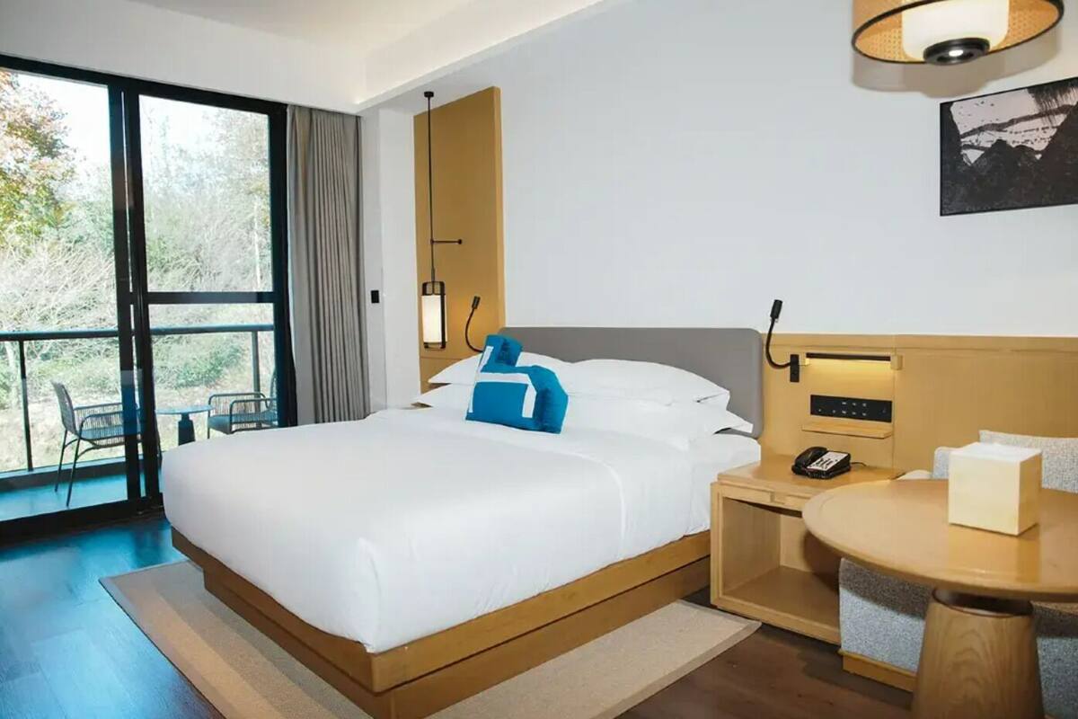 Cubrecamas y artículos del minibar gratis