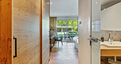 Ferienwohnung 'Mit Terrasse' mit privater Terrasse, Gemeinschaftsgarten und Wi-Fi