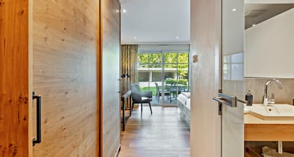 Apartamento 'Mit Terrasse' con terraza privada, jardín compartido y Wi-Fi