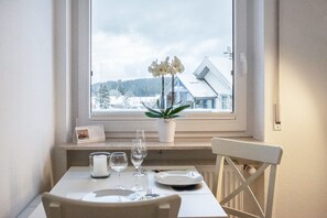 Dining - Studio 'Schwarzwaldblick D with Pool' with Mountain View and Wi-Fi (Schönwald im Schwarzwald)
