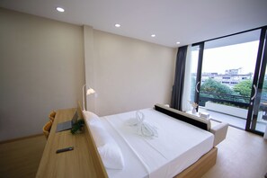 7 bedrooms, iron/ironing board, WiFi - Cozy, Clean, Quiet, budget, 10 mins from the airport (Hồ Chí Minh)