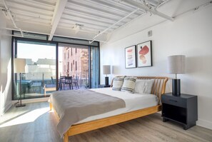 2 dormitorios, tabla de planchar con plancha, wifi y ropa de cama