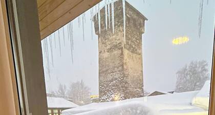 Mestia Retreat Sleeps 12 with Garden