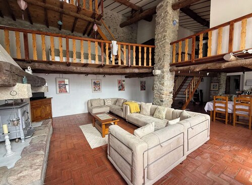 Wood Lodge - Sleeps10 - Skiing - Thermal Baths