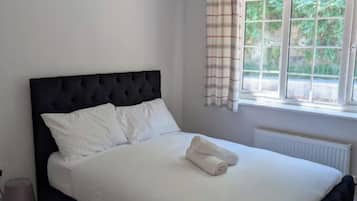 3 bedrooms, WiFi, bed sheets, wheelchair access