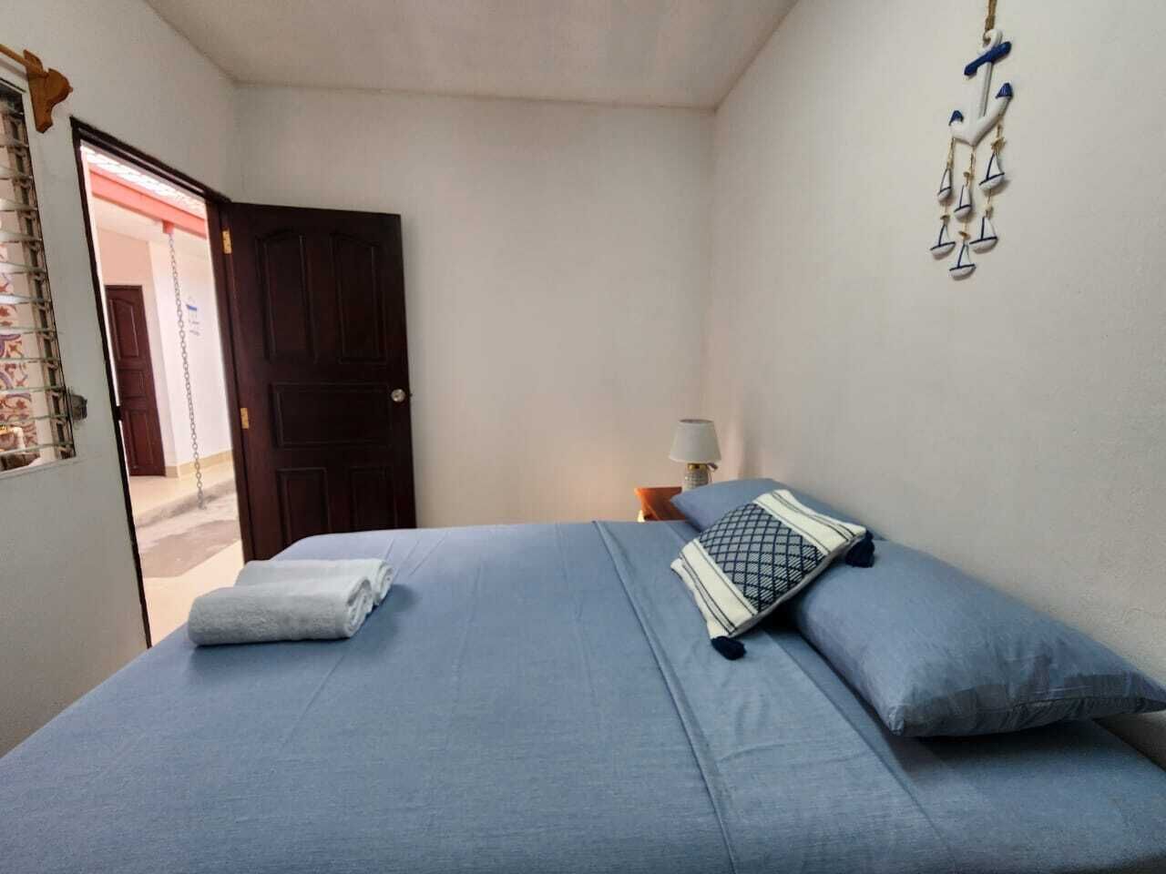 3 bedrooms, free WiFi, bed sheets, wheelchair access