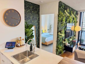 2 bedrooms, iron/ironing board, free WiFi, bed sheets - Newcastle Harbour Oasis, 2 Bed, 2 Bath, 1 Carspace (Wickham)