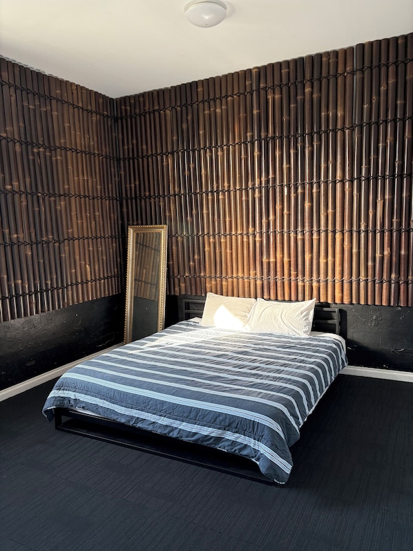 1 chambre, fer et planche à repasser, Wi-Fi, literie fournie