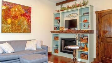 Smart TV, fireplace, offices