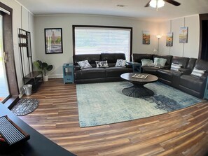 Smart TV, fireplace, offices