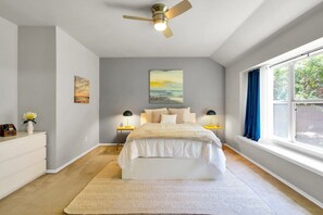 3 bedrooms, iron/ironing board, WiFi (free), bed sheets - Pet-Friendly Retreat | Yard, Grill + Workspace (McKinney)
