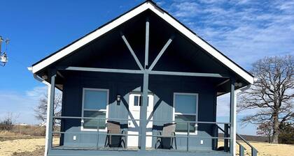 Near Buffalo River ~sleeps 5 ~ secluded