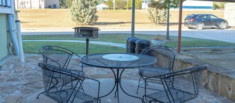 Muenster 1BR w/ Patio | Near Wineries & Downtown