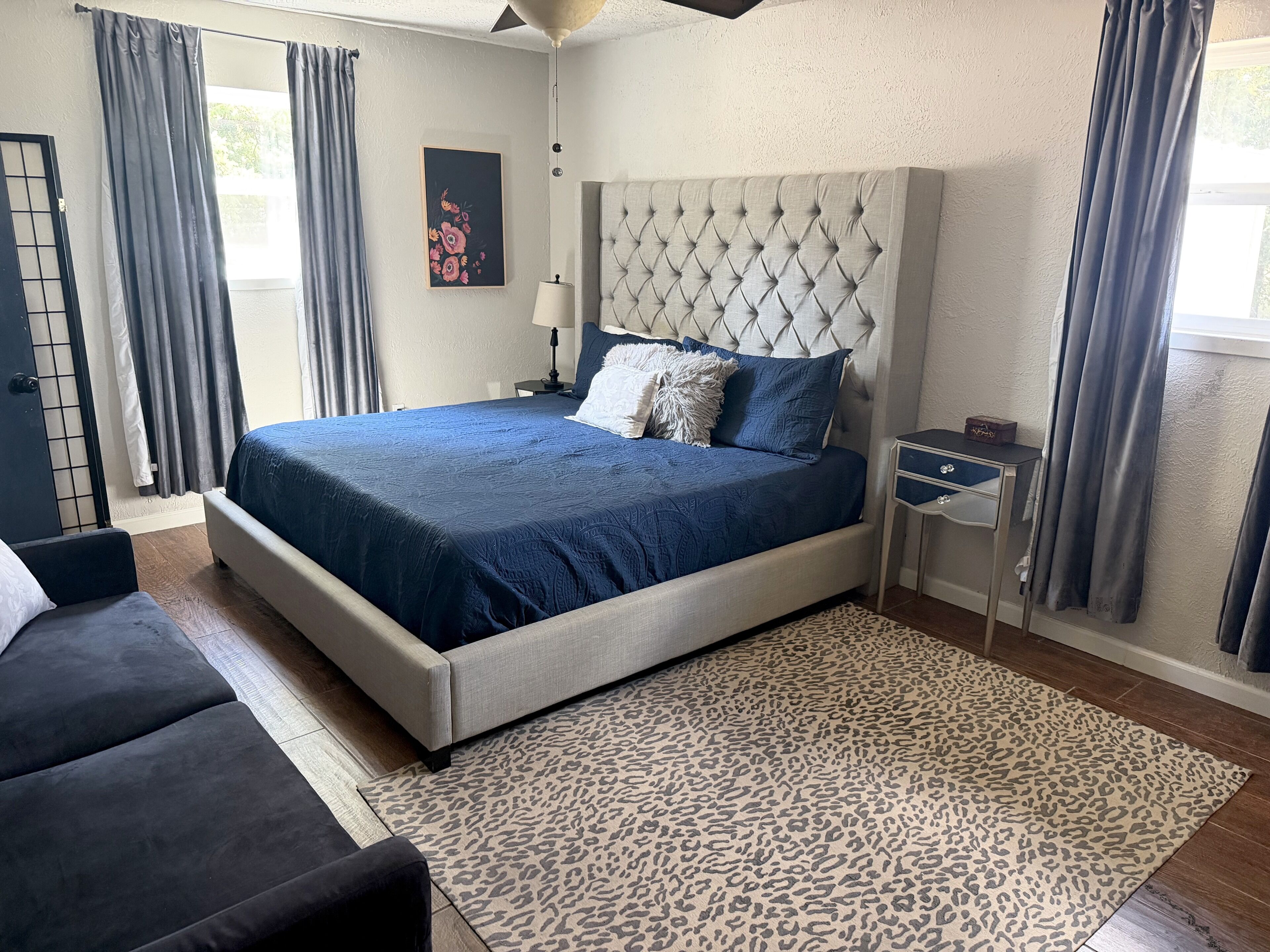 1 dormitorio, tabla de planchar con plancha, wifi gratis y ropa de cama