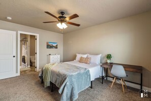 3 chambres, lit parapluie, Wi-Fi, draps fournis