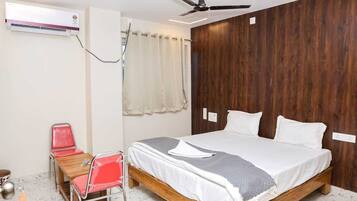 Deluxe Double Room | Free WiFi