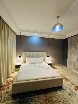 1 habitación, tabla de planchar con plancha, wifi y ropa de cama 