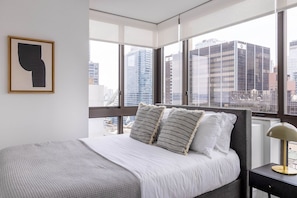 2 chambres, fer et planche à repasser, Wi-Fi, draps fournis