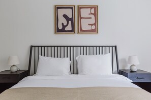 1 chambre, fer et planche à repasser, Wi-Fi, draps fournis