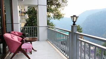 Deluxe Double Room, Hill View | Terrace/patio