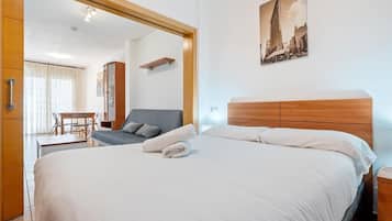 1 bedroom, iron/ironing board, Internet, bed sheets