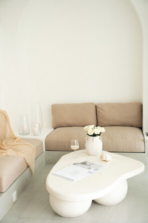 One Bedroom Villa with Private Pool | Living area