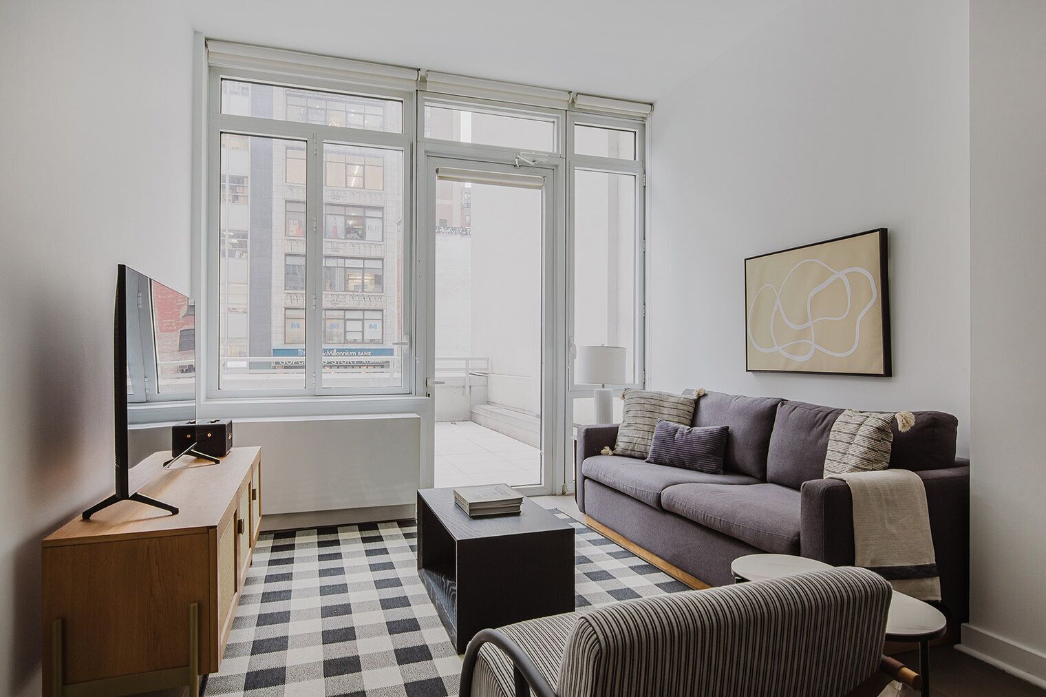 Télévision, chaîne hi-fi