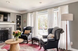 TV connectée, cheminée