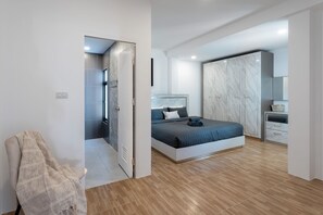 5 chambres, bureau, fer et planche à repasser, Wi-Fi gratuit