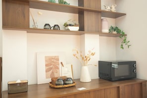 Apartamento Deluxe, 2 habitaciones, no fumadores, vistas al valle | 2 dormitorios, minibar con artículos gratuitos, escritorio