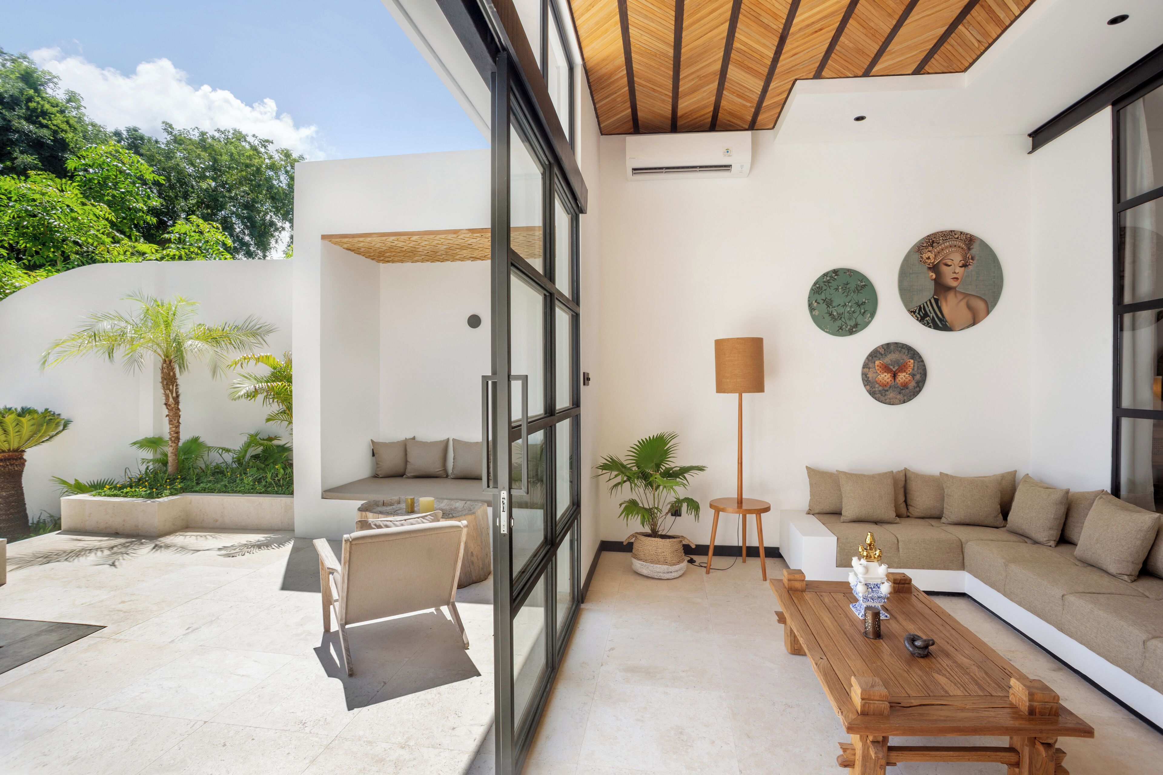 Luxury Villa, Private Pool, Mountain View | Premium bedding, in-room safe, free WiFi, bed sheets
