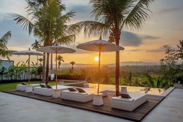 Biệt thự Cao cấp, hồ bơi riêng, quang cảnh núi | Bộ đồ giường cao cấp, két bảo mật tại phòng