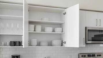 Fridge, microwave, oven, dishwasher