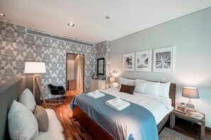 1 chambre, fer et planche à repasser, Wi-Fi, draps fournis