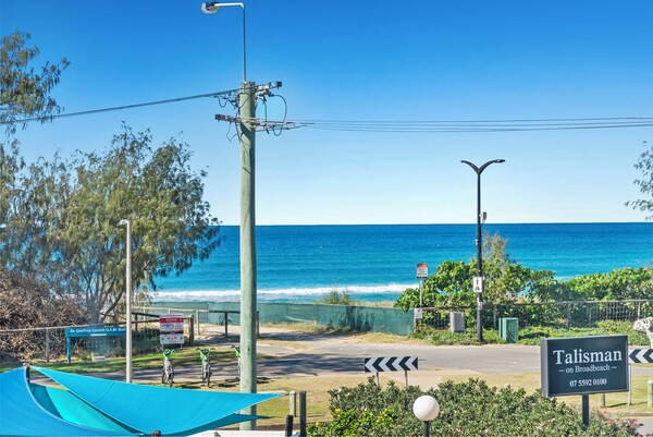 Broadbeach Blvd Apartment - Broadbeach