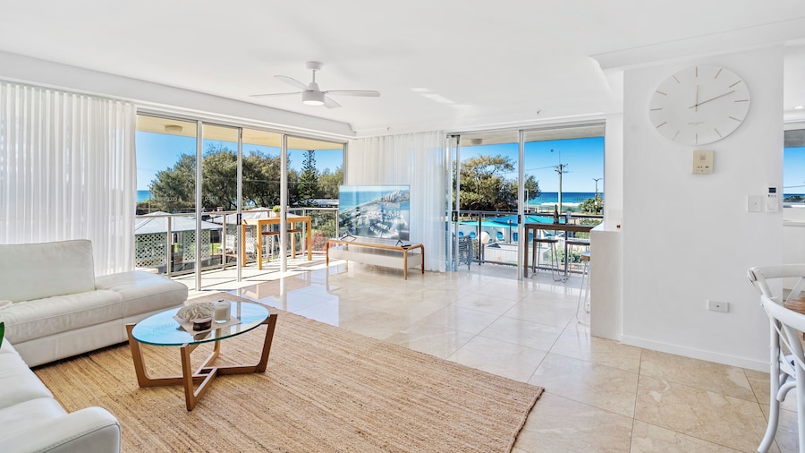 Broadbeach Blvd Apartment