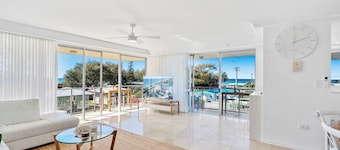 Broadbeach Blvd Apartment