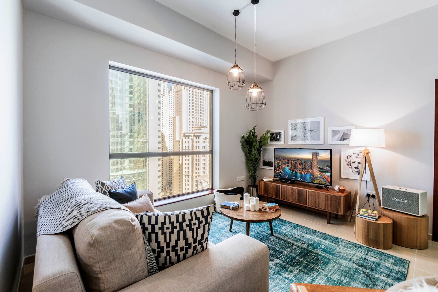 Fernseher, Stereoanlage