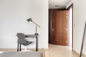 1 soverom, strykejern/-brett, wi-fi og sengetøy